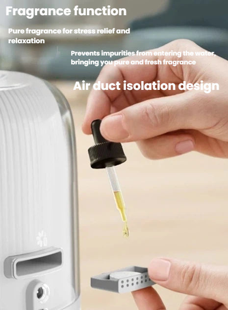 Philips 5000 Series humidifier with fragrance function—air duct isolation design allows safe essential oil drops for stress relief and relaxation